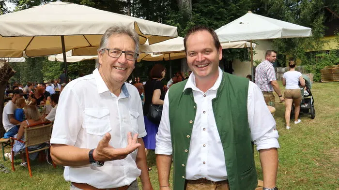 Bereits zum 31. Mal fand der traditionelle Frühschoppen "Unter den Linden" im Bereich des ehemaligen Gasthauses Moserweber in Ligist statt.