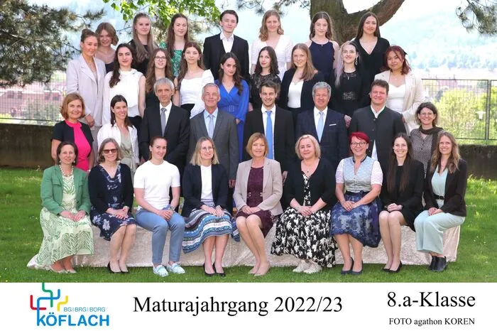 8a-Klasse: Johanna Aichhorn, Magdalena Almer, Gwen Bucar, Leonie Dietrich, Chiara Friedrich, Celina Godl, Flora Hiebler, Lara Höller, Sandro Kuss, Ilvy Maissenbichler, Lena Monsberger, Sarah Niesenbacher, Patharathida Prathumthai, Marie Prettenthaler, Klara Prexl, Johanna Schörgi.(3 Ausgezeichnete Erfolge, 6 Guter Erfolg, 7 Bestanden)