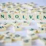 Aus Scrabble-Steinen wurde das Wort „Insolvenz“ geschrieben