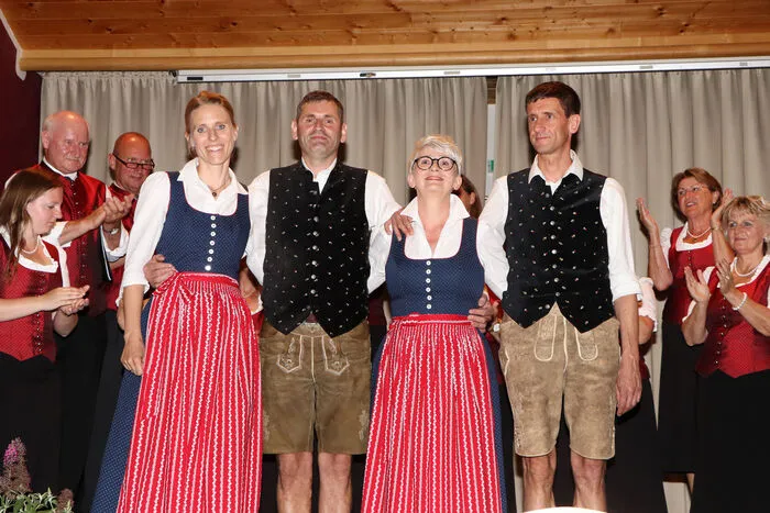Das Vokalquartett "KlångQuadrat" mit Michaela Kulle-Hudelist (Chorleiterin &amp; Alt), Gerhard Huber (Obmann &amp; Bass), Barbara Glantschnig (Sopran) und Valentin "Tino" Taupe (Tenor) hat im Jahr 2014 beim "Kärntner Chor des Jahres“ in der Kategorie "Kleingruppe des Jahres“ gewonnen.
