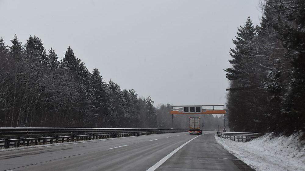 Das Verkehrsleitsystem auf der A10 zwischen Villach und Spittal ist derzeit abgeschaltet