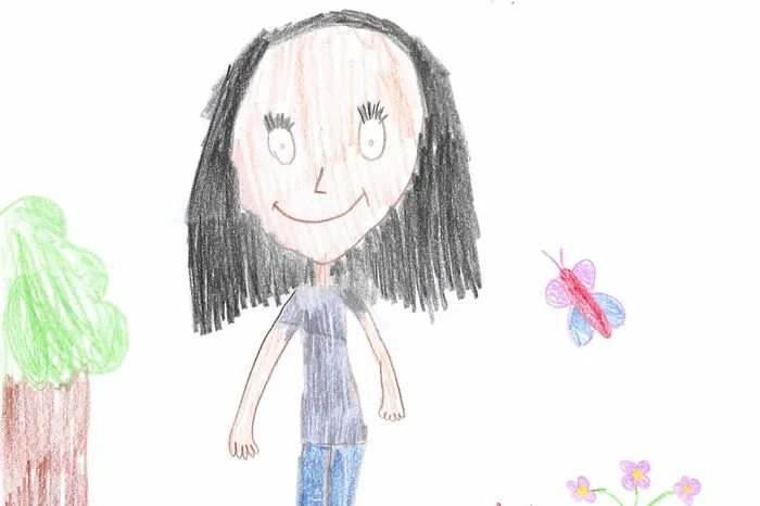 Die neunjährige Sarah Fritz aus Sinabelkirchen mit ihrem Bild für die Mama.