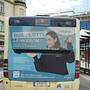 Mit Brandings auf ihren Bussen suchen die Klagenfurter Stadtwerke nach Buslenkern