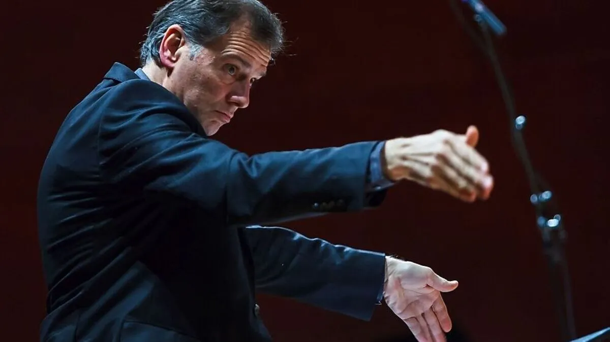 Simeon Pironkoff hebt "Hemma" musikalisch aus der Taufe