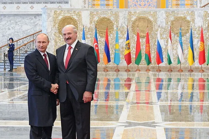 Aber auch gute Freunde müssen manchmal warten. Aleksandr Lukashenko, Weißrussland 2013: Drei Stunden.