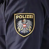 Zu einem möglichen Motiv machte die Polizei noch keine Angaben (Symbolbild)