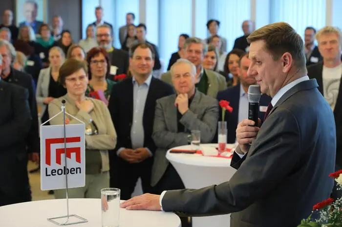 Bürgermeister Wallner strich die Vorzüge Leobens hervor und sprach, ob des vielfältigen Angebots in allen Bereichen, von einer „Großstadt im Kleinen“. 