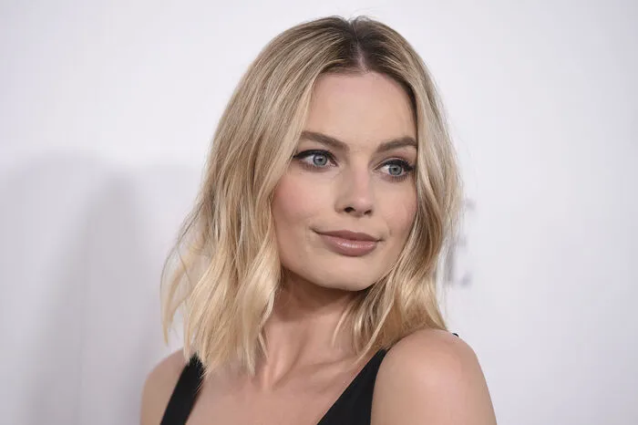 Die weiteren Preisträgerinnen des Abends waren Margot Robbie (Bild), Jennifer Lawrence, Laura Dern, Tessa Thompson, Jessica Chastain, Cicely Tyson und Riley Keough.