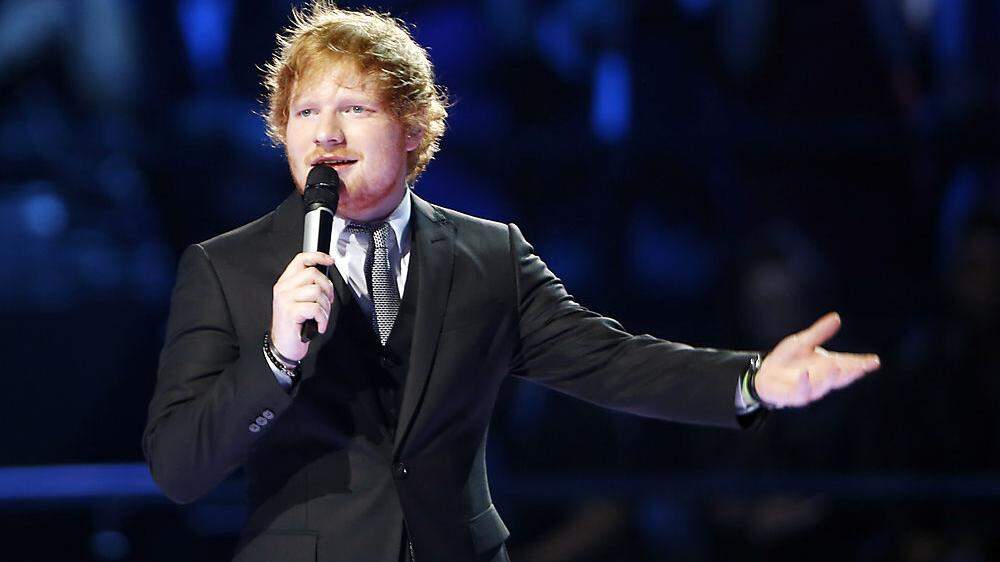 Der britische Pop-Musiker Ed Sheeran hat seinen Fans erneut Hoffnung auf ein neues Album gemacht