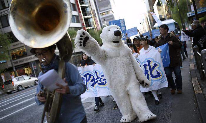 JAPAN CLIMATE MARCH
