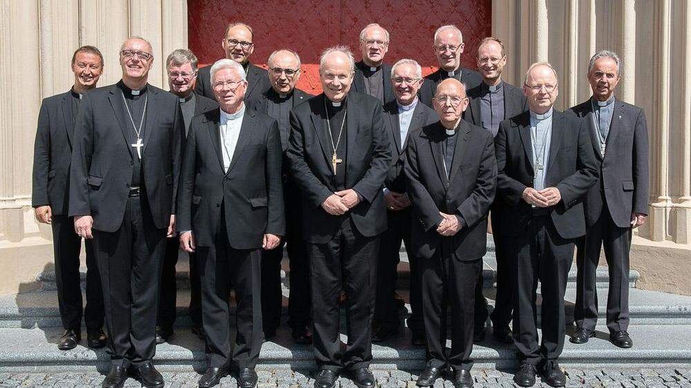 Gruppenfoto vor der Basilika von Mariazell