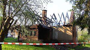 Das Haus brannte aus, für den Besitzer gab es keine Rettung