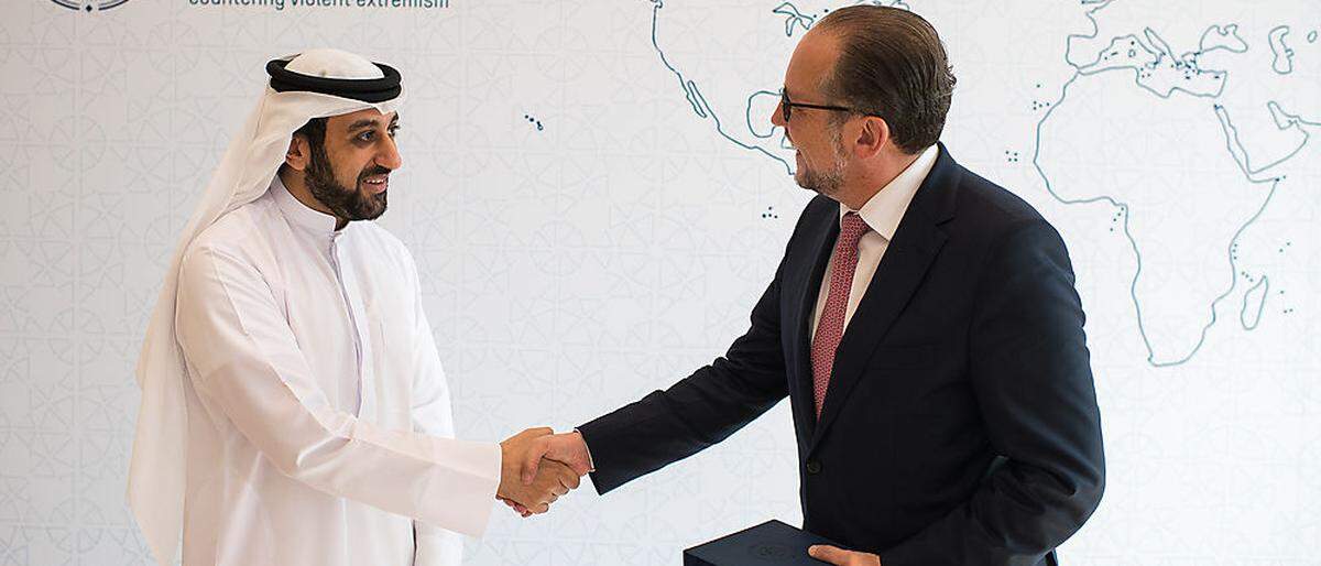Außenminister Alexander Schallenberg mit dem Exekutivdirektor des Hedayah Zentrums in Abu Dhabi, Ahmed Al Qassimi