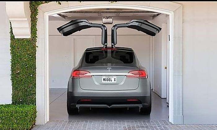 Mit dem Model X stößt Tesla in das boomende SUV-Segment vor