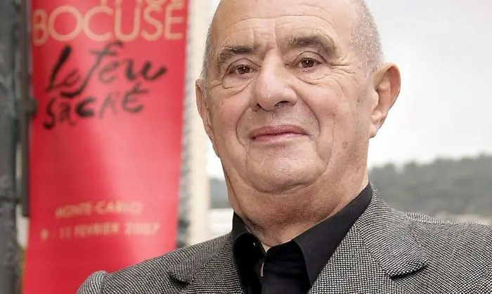 Würdigung: Paul Bocuse 2007 in Monaco vor dem Hotel de Paris