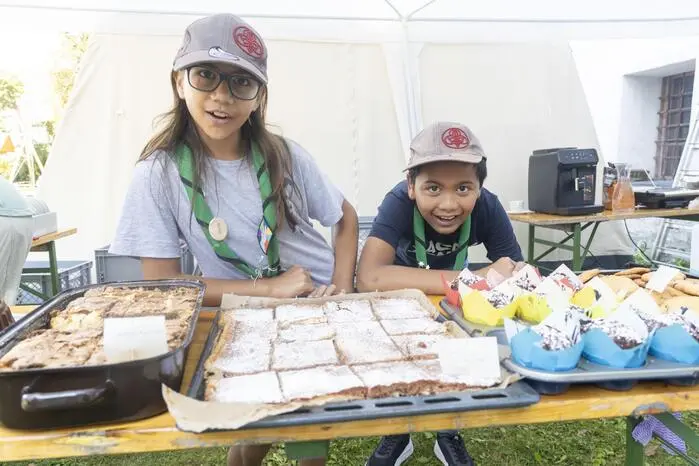 Mit einem großen Fest wurde nun das langjährige Bestehen auf der Massenburg, dem neuen „Pfadiheim“, gefeiert.