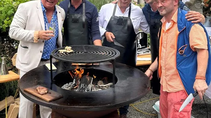 Die Starköche des Abends mit Gastgeber Andreas Reinisch v.li: Jürgen Vigne, Robert Letz, Didi Maier und Didi Dorner.
