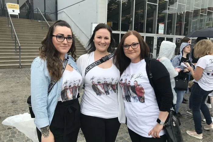 Sabrina, Katharina und Julia waren extra aus der Steiermark angereist. Ihre Favoriten klar Nick und Kevin.
