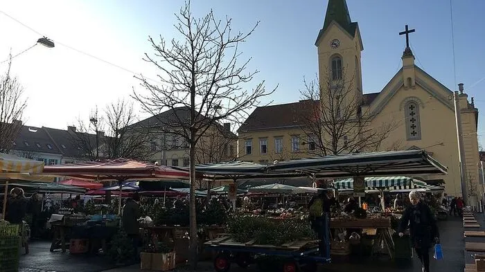 Risse in der Heilandskirche in Graz beschäftigen Pfarrgemeinde, Gutachter, Stadt und Versicherungen