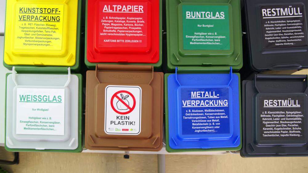 Der blaue Behälter für Metallverpackungen fällt weg, Blechdosen kommen in die Gelbe Tonne oder in den Gelben Sack