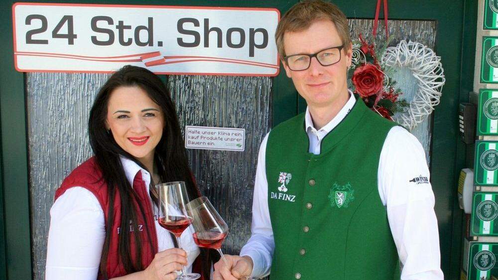 Am Weinhof Bäuchel kann jetzt 24 Stunden am Tag eingekauft werden