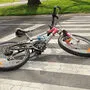 Bei einem schweren Fahrradunfall wurden zwei Menschen verletzt, einer schwer (Symbolfoto)