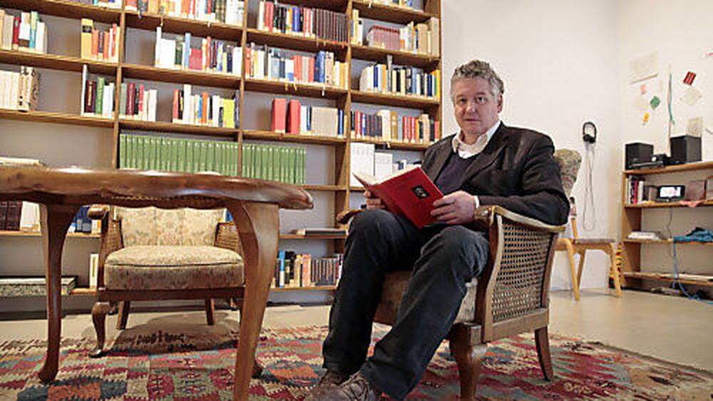 Julius Deutschbauer kommt mit seiner Bibliothek nach Klagenfurt