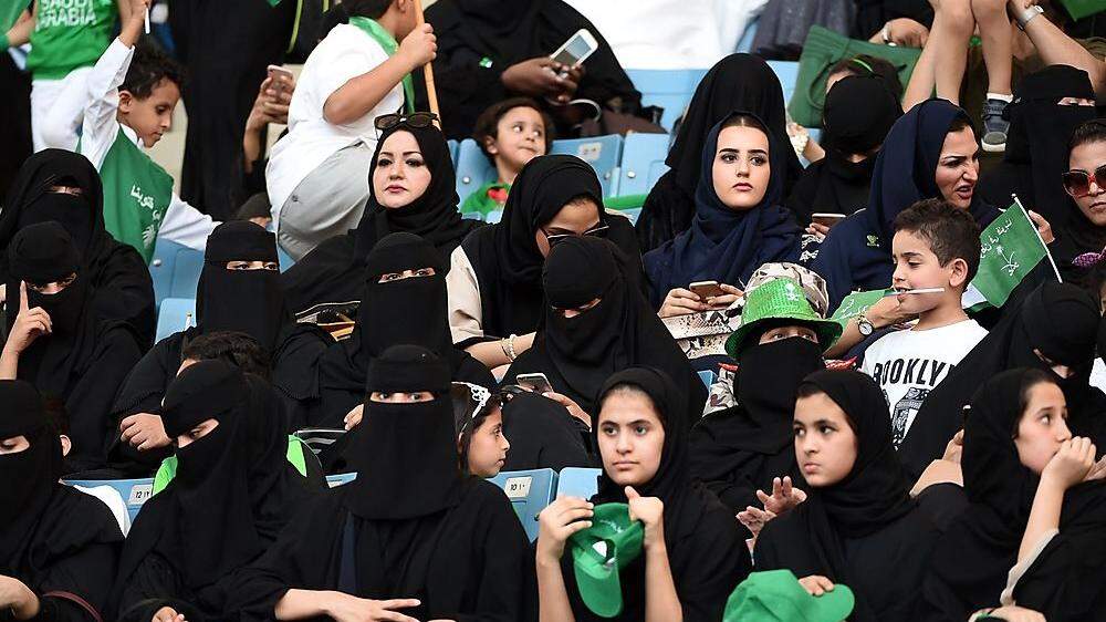 Die angekündigten Lockerungen der vielen Einschränkungen für Saudiaraberinnen sind Teil eines gigantischen Reformprojektes