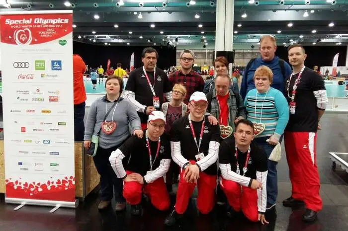 Das lautstarke Anfeuern der Zuseher hat sich gelohnt: Zweimal Gold, zweimal Silber, einmal Bronze und viele Topplatzierungen – so lautet die erfolgreiche und erfreuliche Bilanz der Athleten der Lebenshilfe Hartberg bei den Winterspielen.