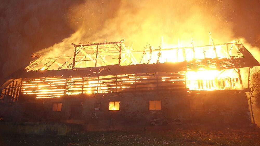 Zu zwei großen Bränden an Wirtschaftsgebäuden wurde die FF Metnitz im Vorjahr alarmiert 