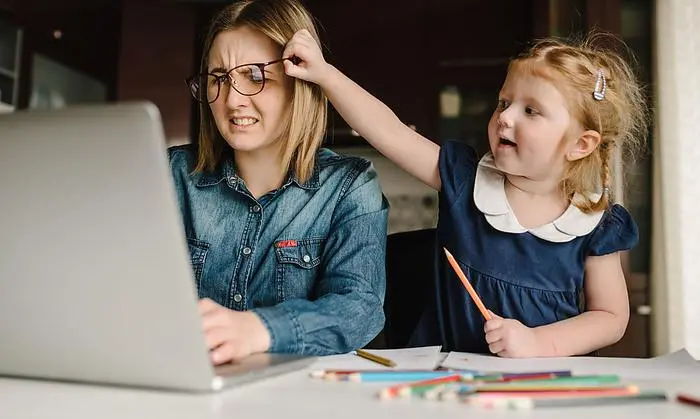 Im Homeoffice müssen vor allem Eltern konsequent sein