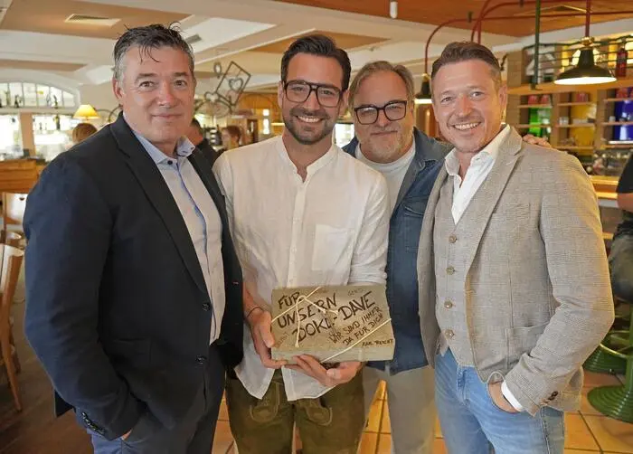 Harald Leitner, Pächter David Trummer, Gerd Trattner und Helmut Reicht