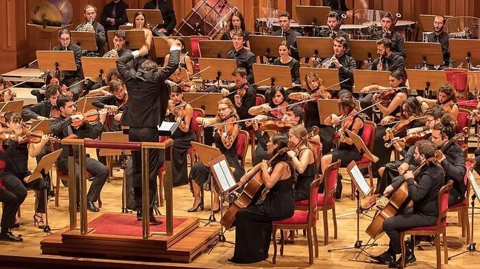 Junge internationale Musiker zeigen ihre Virtuosität