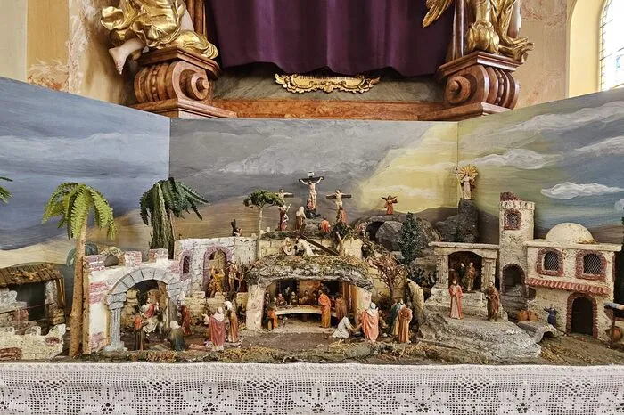 Diese wunderschöne Osterkrippe befindet sich in der Pfarrkirche Wundschuh.