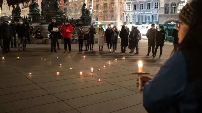 Am Donnerstag und am Freitag wurde am Grazer Hauptplatz gegen den Krieg in der Ukraine demonstriert.