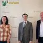 In Turnau wurden am Donnerstag die Gemeindevorhaben 2022 von Bürgermeister Stefan Hofer (Mitte), Vizebürgermeister Berthold Strobl (rechts) und Gemeindekassiererin Yvonne Zapf (links) präsentiert