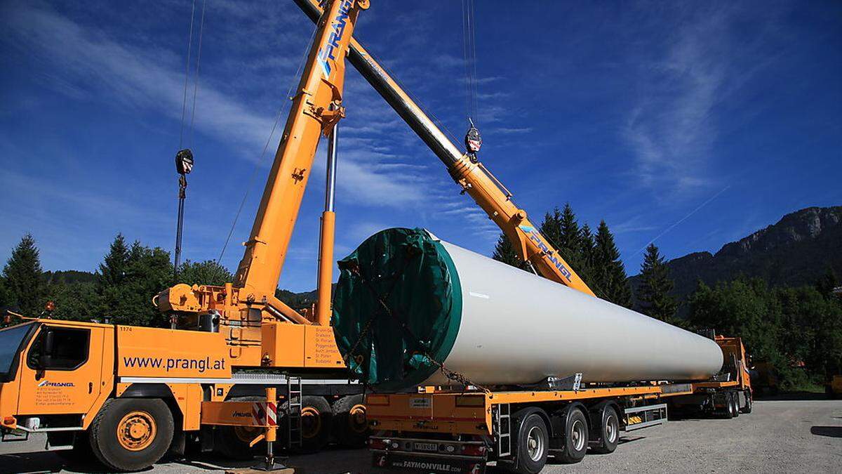 Der komplizierte Transport des zweiten Windrades auf den Plöckenpass sorgte wochenlang für Aufsehen