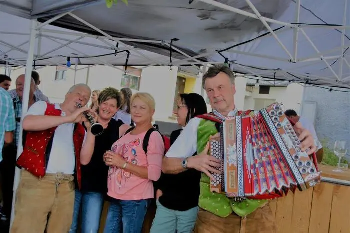 Klicken Sie sich durch die weiteren Bilder!