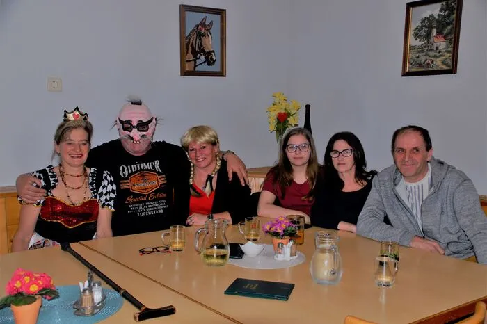 Klicken Sie sich durch die weiteren Bilder!