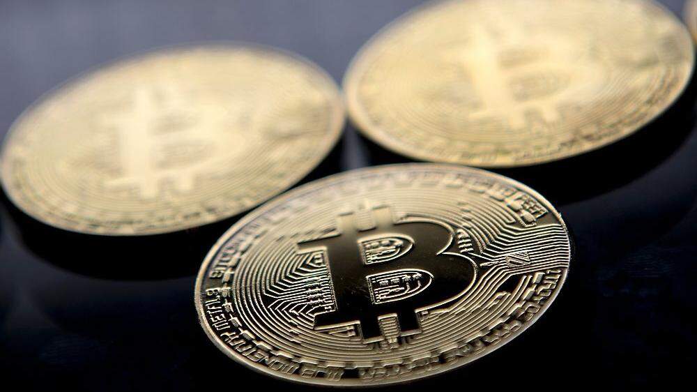 Rekordjagd treibt Digitalwährung Bitcoin Richtung 10.000 Dollar