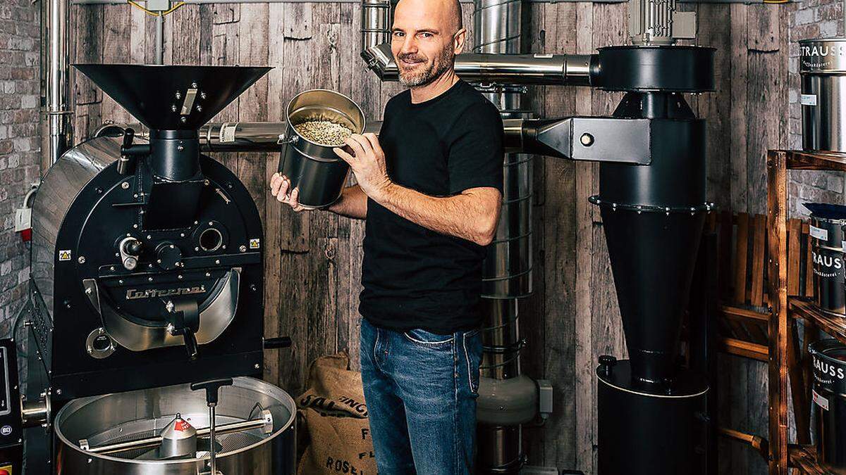 Wolfgang Strauss hat seine eigene Kaffeerösterei in Hengsberg eröffnet