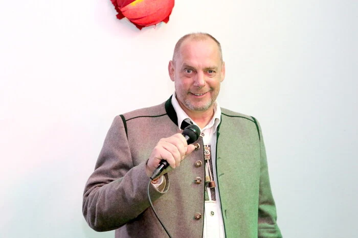 Und die Jugend und Junggebliebenen kamen bei DJ „Auge“ voll auf ihre Kosten. 