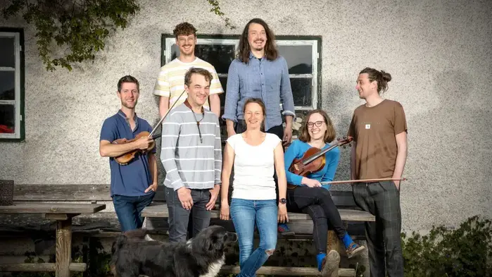 Marie-Theres Härtel mit Band
