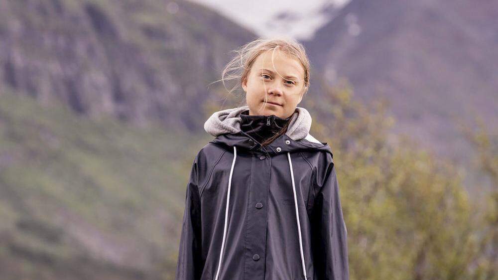 Greta Thunberg (18): &quot;So wie die Welt heute geformt ist, kann man Mode nicht in Massen produzieren oder 'nachhaltig&quot; konsumieren'.&quot;