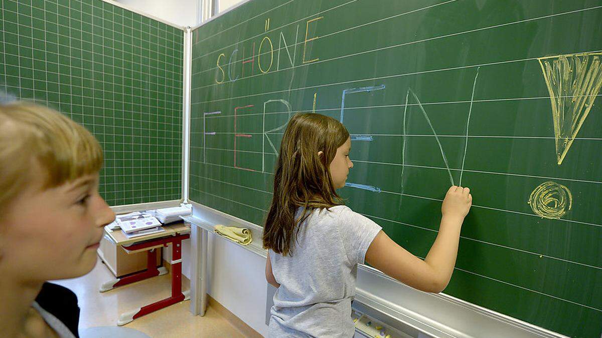 Keine Ferien diesmal, sondern eine erzwungene Auszeit: Ab Montag gibt es nur noch Betreuung an den Volksschulen und in der Unterstufe, keinen Unterricht mehr.