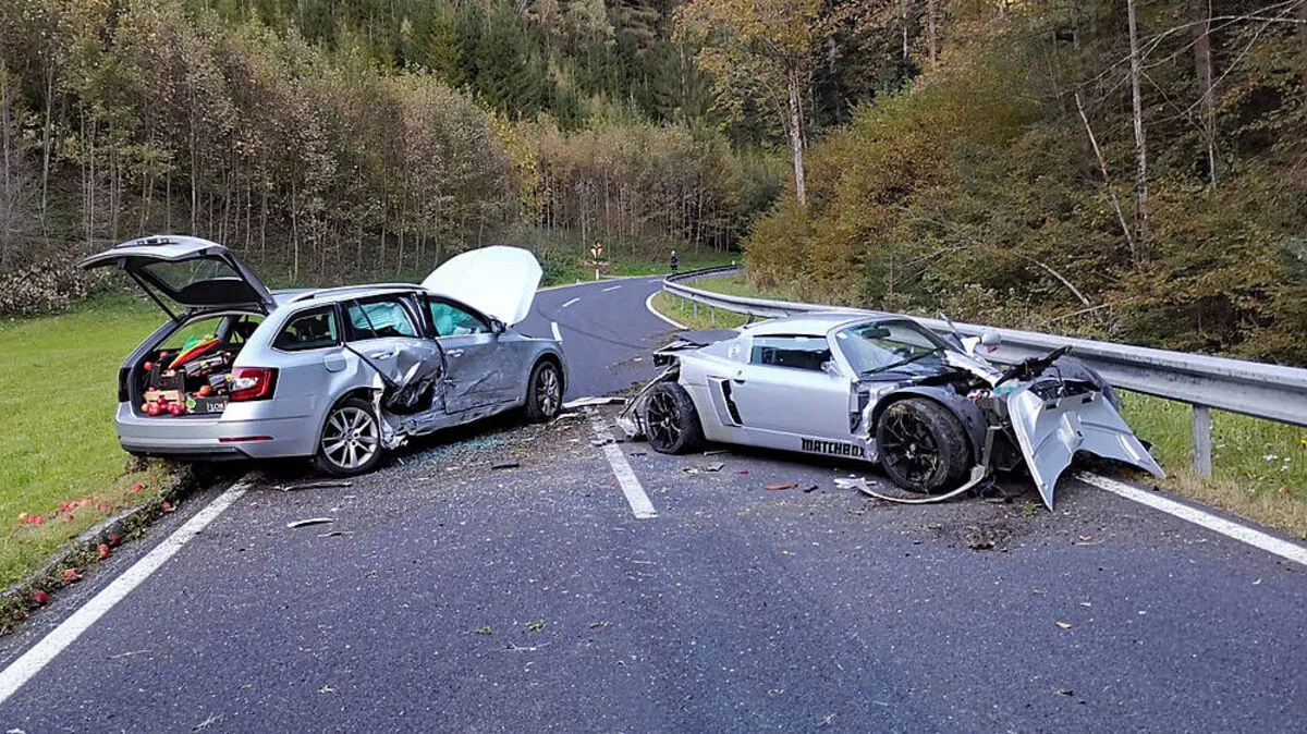 Zwei Fahrzeuge kollidierten in der Breitenau