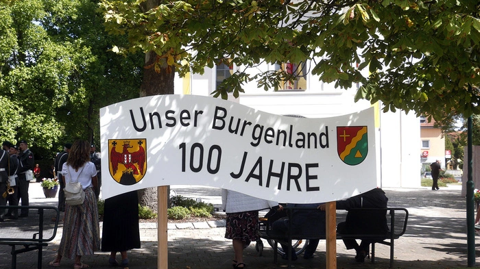 100jährige Zugehörigkeit zur Republik Österreich...