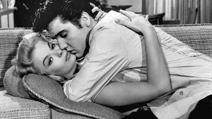 Die Schauspielerin Linda Thompson hat Elvis Presley als Küsser in bester Erinnerung. (Im Bild Filmpartnerin Jennifer Holden)