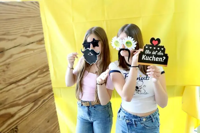 Übrigens: Ein Video vom Benefizkonzert gibt es auf Facebook Kleine Zeitung St. Veit/Feldkirchen zu sehen! Klicken Sie sich durch die Fotogalerie!             