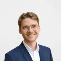 Teo Stoisser führt seit Juni 2026 gemeinsam mit seinem Großvater die Karl Fink GmbH in Kaindorf an der Sulm
